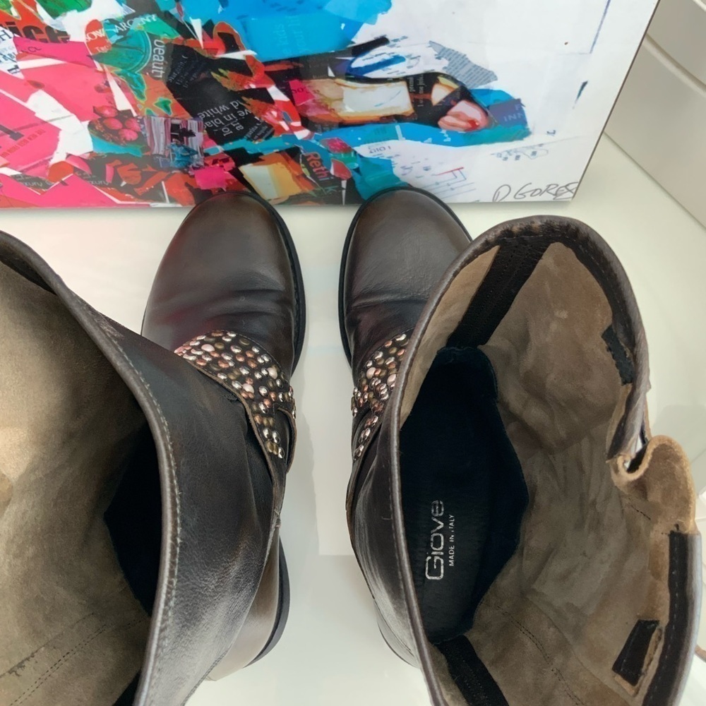 Giove Leather Studded Ankle Boot - Picture 4 of 6